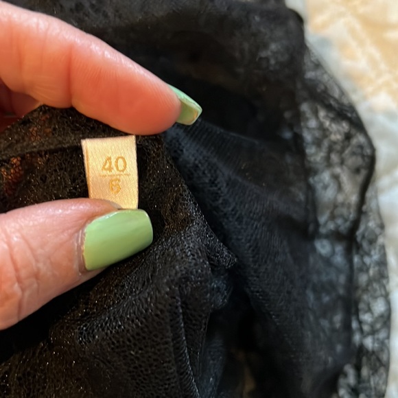 Valentino vintage Authentic, lace lined with second layer of lace. Gorgeous - Picture 5 of 12